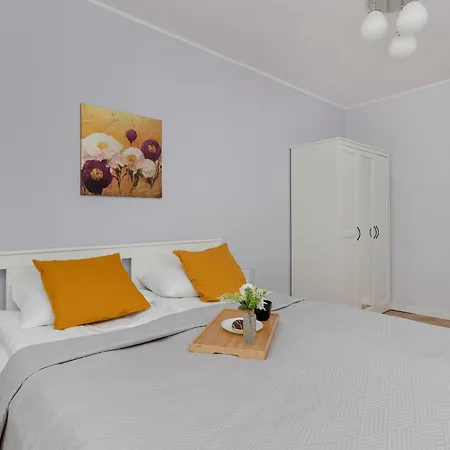 Exclusive Martina With Free Parking Close To And Pier By Renters Apartamento *