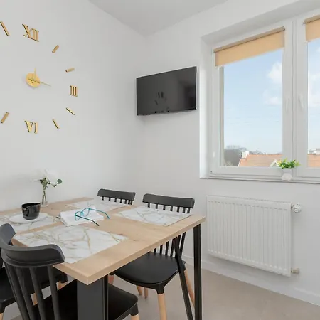 Exclusive Martina With Free Parking Close To And Pier By Renters Apartamento *