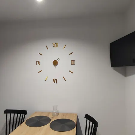 Exclusive Martina With Free Parking Close To And Pier By Renters Apartamento *